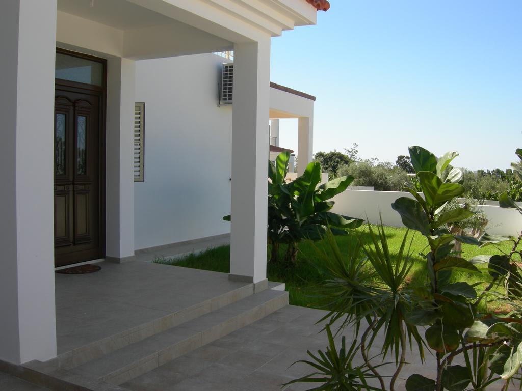 Villa Despoina Paphos Exteriör bild