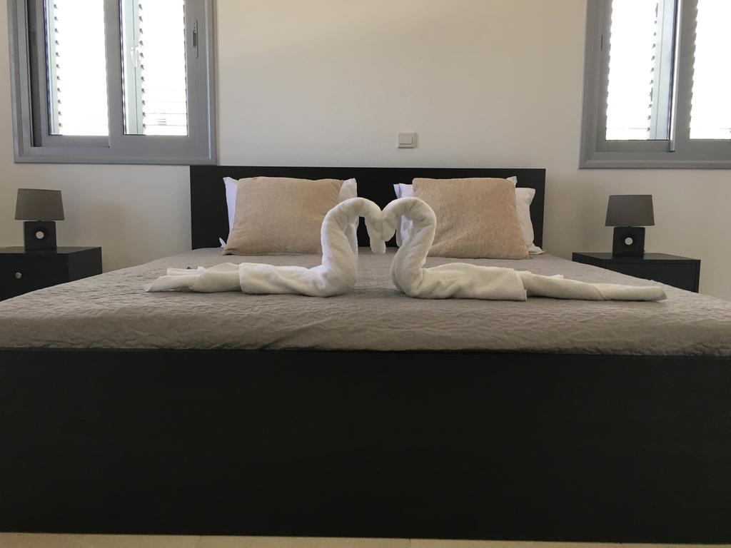 Villa Despoina Paphos Exteriör bild