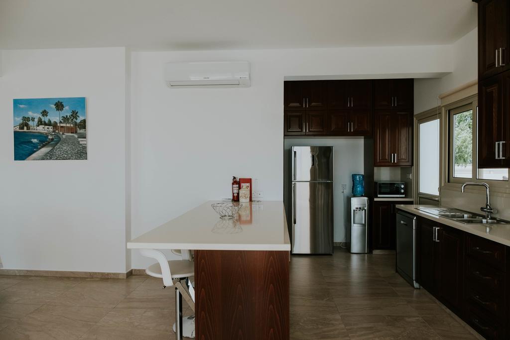 Villa Despoina Paphos Exteriör bild