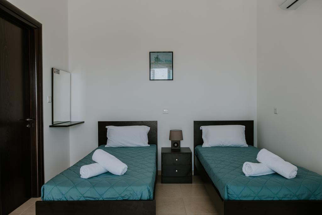 Villa Despoina Paphos Exteriör bild