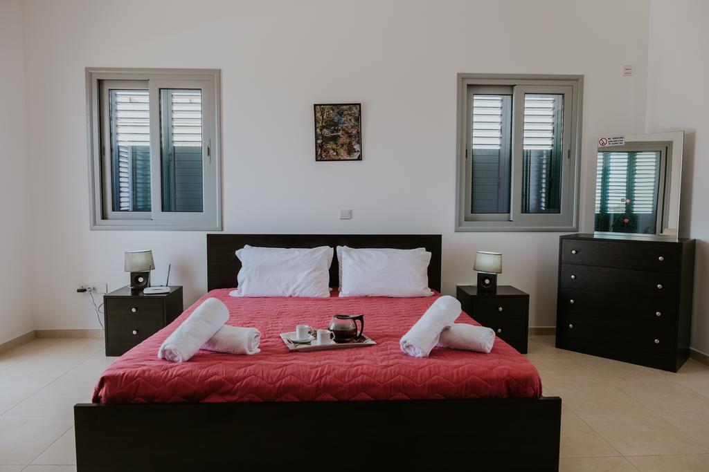 Villa Despoina Paphos Exteriör bild